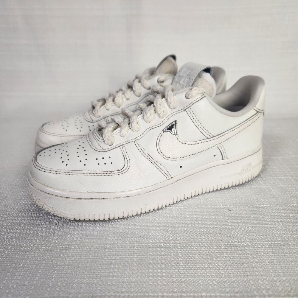 Nike Air Force 1 Low '07 LV8 Needlework Leather Athletic Shoes Womens Sz 6 White